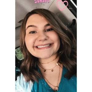 Meet your Posher, Michaela